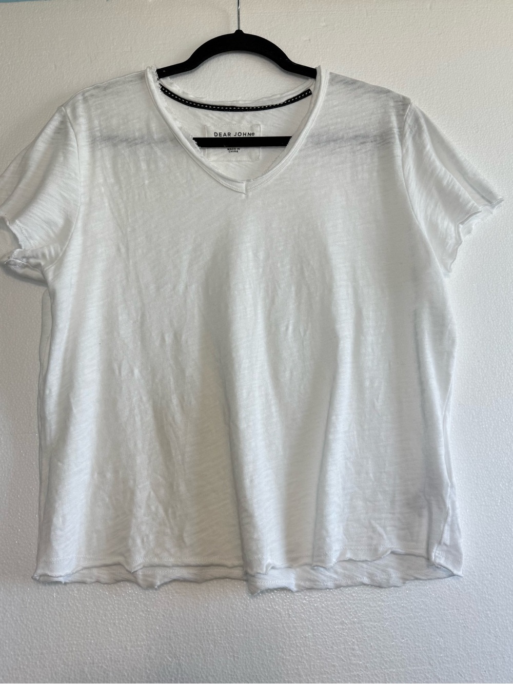 Dear John Vanya White Slub Cotton V-Neck Tee Raw Hem Relaxed Fit Size M